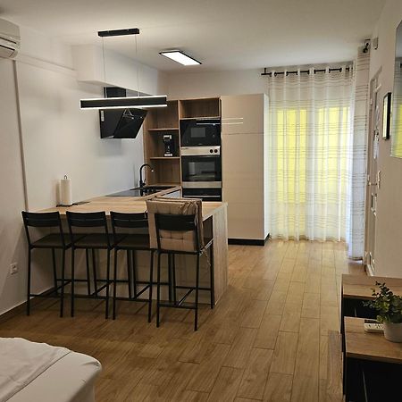 קריקווניצה Apartments Maslina מראה חיצוני תמונה